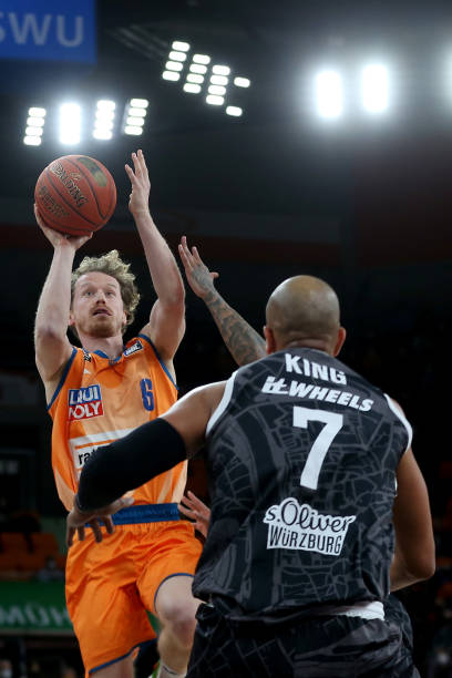 但中场的平 但中场的平