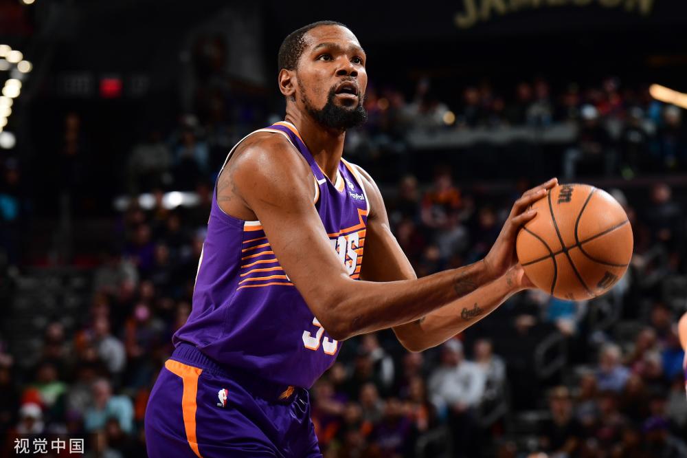 担着重要角 担着重要角